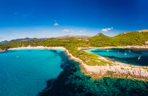 Vista aérea de Cala Agulla, en Capdepera, Mallorca.