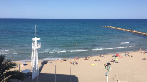 Vista de la playa Carrer la Mar en El Campello